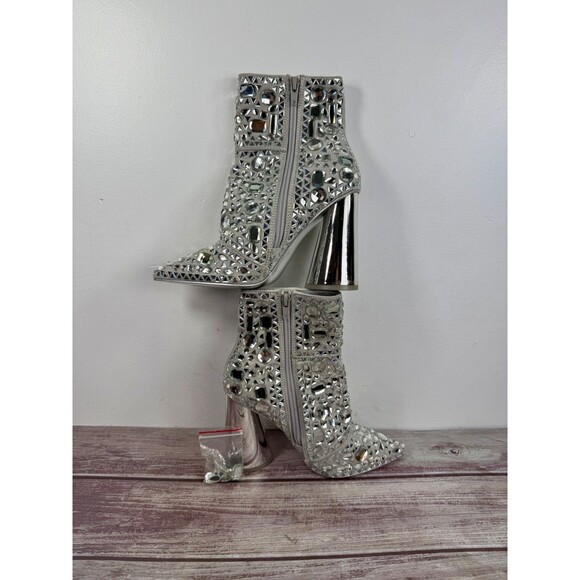 NWOT Steve Madden Vayle Boots Rhinestone Pointed Toe Zipper Closure Women Sz 7M - Picture 4 of 17
